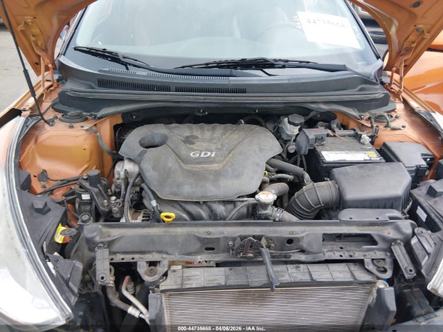 HYUNDAI VELOSTER BASE W/BLACK - 10