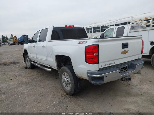 CHEVROLET SILVERADO 2500HD LT - 3