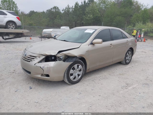 TOYOTA CAMRY - 2