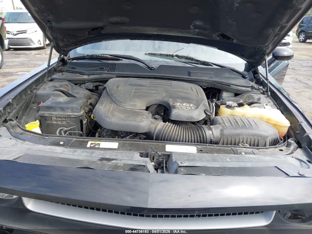 DODGE CHALLENGER SXT - 10