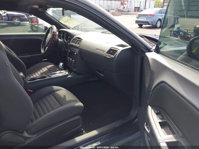 DODGE CHALLENGER SXT - 5