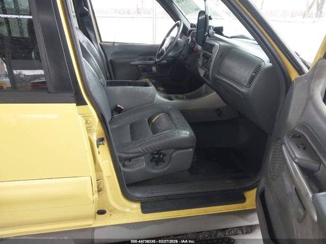 FORD EXPLORER SPORT TRAC - 5