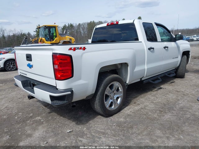 CHEVROLET SILVERADO 1500 CUSTOM - 4