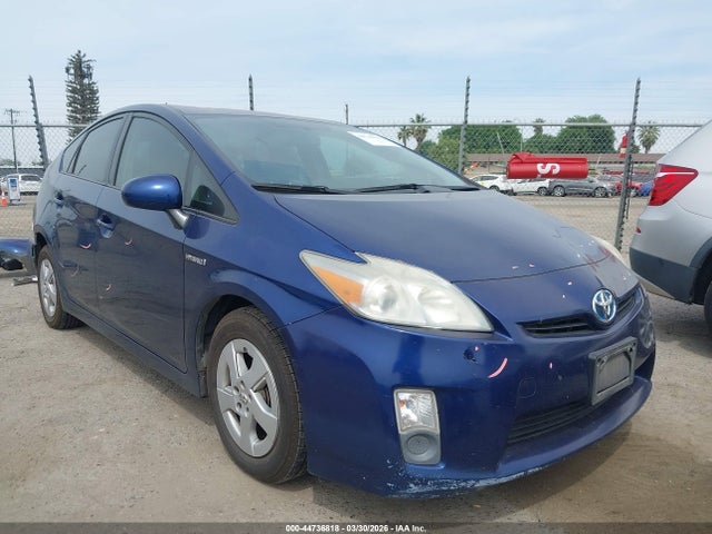 TOYOTA PRIUS - 1