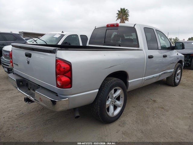 DODGE RAM 1500 SLT - 4