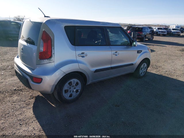 KIA SOUL - 4
