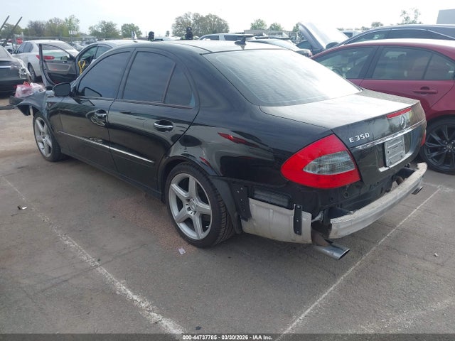 MERCEDES-BENZ E-CLASS - 3