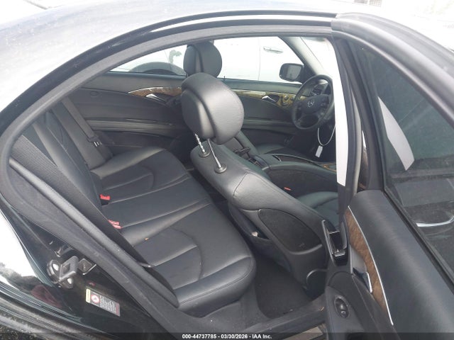 MERCEDES-BENZ E-CLASS - 8