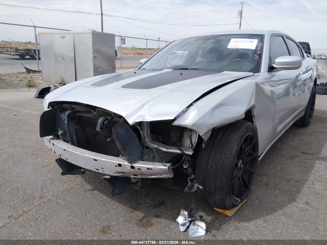 DODGE CHARGER SE - 6