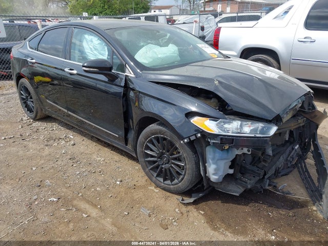 FORD FUSION SE - 1