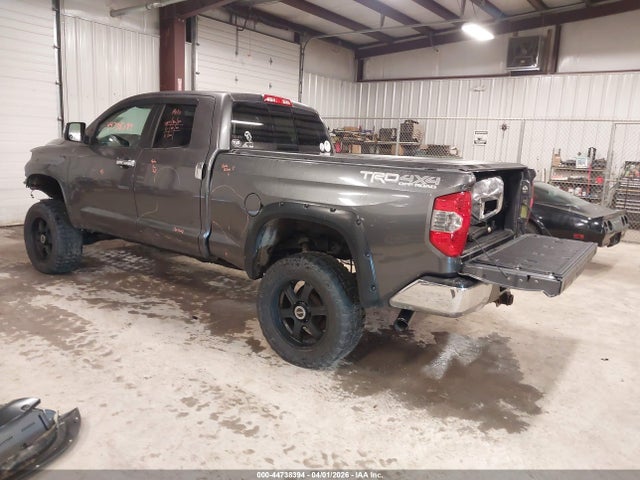 TOYOTA TUNDRA - 3
