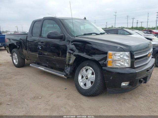 CHEVROLET SILVERADO 1500 - 1