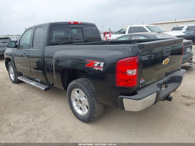 CHEVROLET SILVERADO 1500 - 3