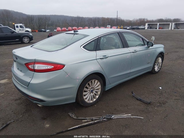 FORD FUSION ENERGI SE LUXURY - 4