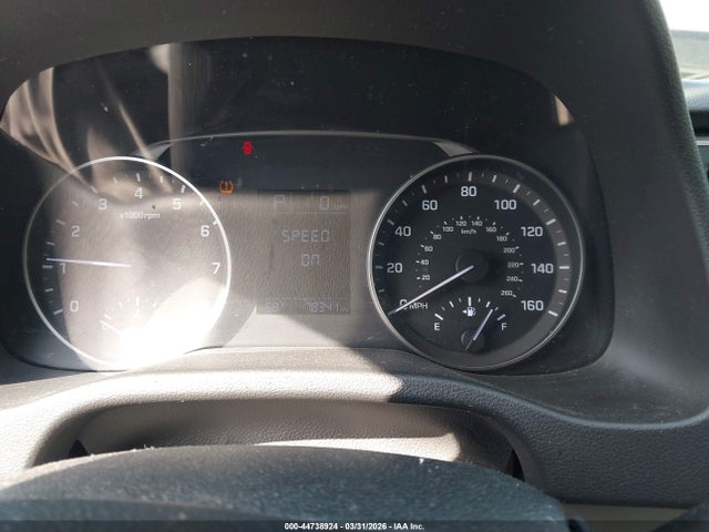 HYUNDAI ELANTRA SE - 7