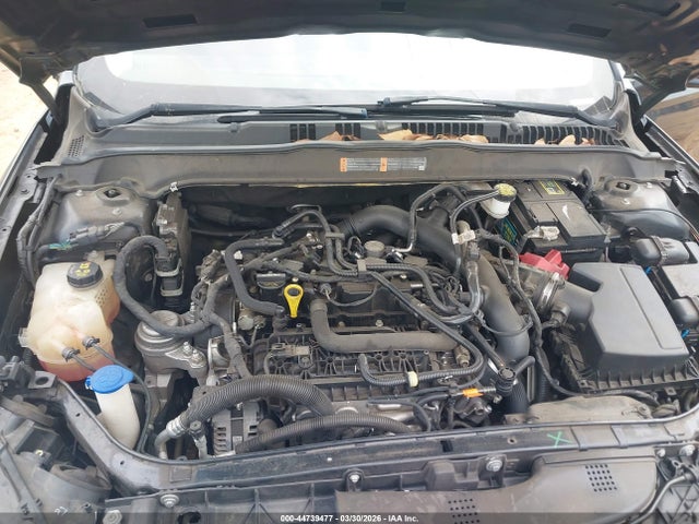 FORD FUSION SE - 10