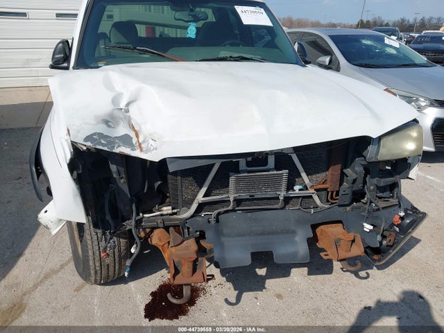 CHEVROLET SILVERADO 1500 LS - 6