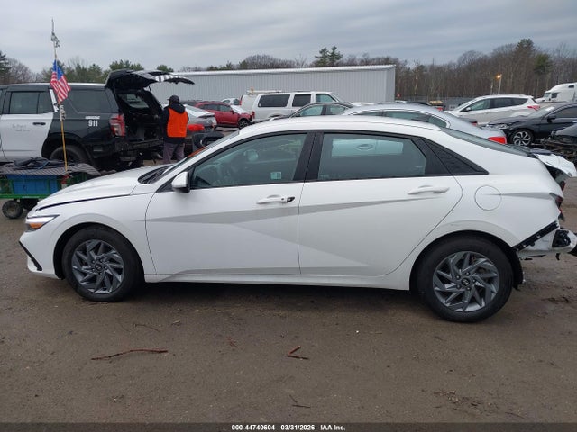 2024 Hyundai ELANTRA SEL 缩略图 15