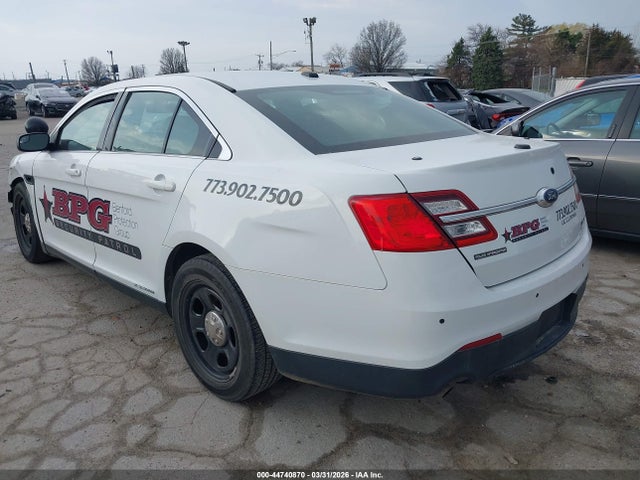 FORD POLICE INTERCEPTOR - 3