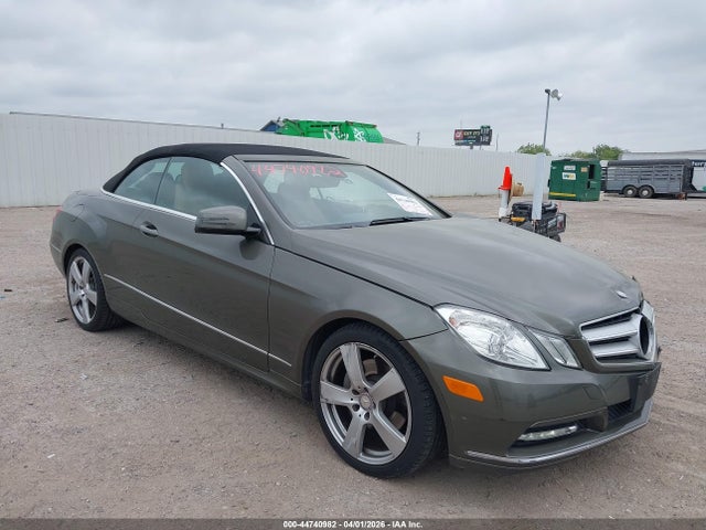 MERCEDES-BENZ E-CLASS - 1