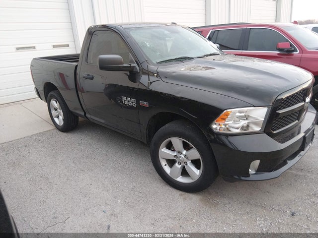 2015 RAM 1500 EXPRESS — фото 1