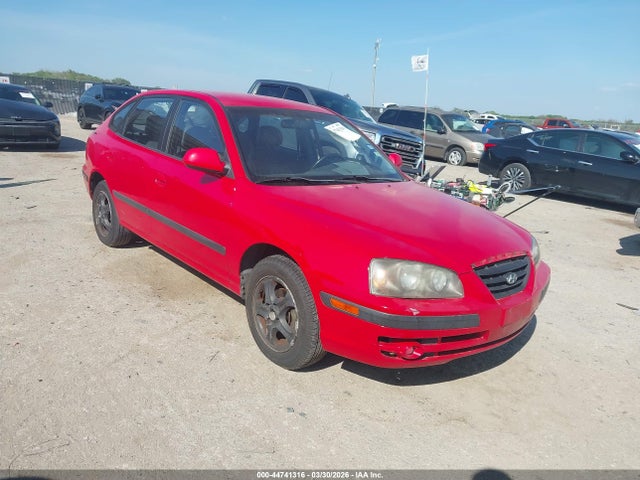 HYUNDAI ELANTRA GT - 1