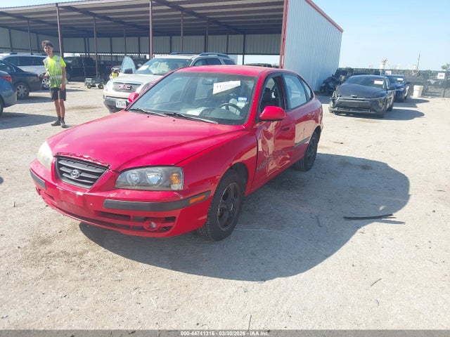 HYUNDAI ELANTRA GT - 2