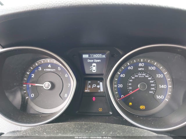 HYUNDAI ELANTRA GT - 7