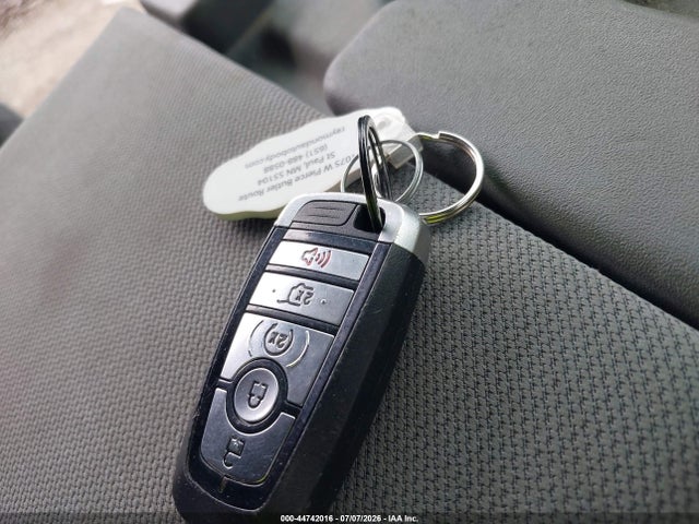 2021 FORD ESCAPE SE 11