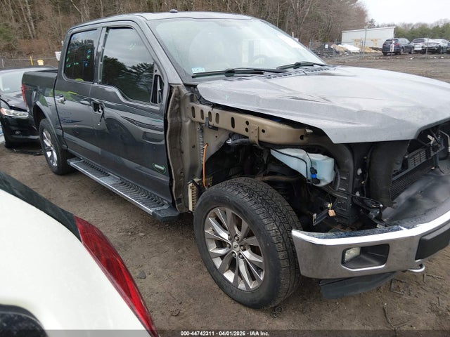 FORD F-150 LARIAT - 1