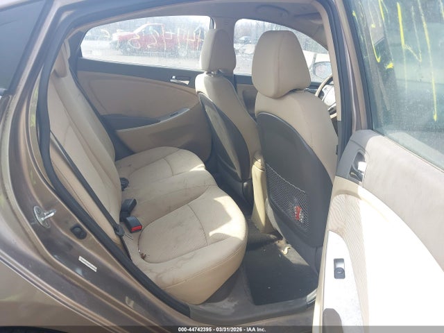 HYUNDAI ACCENT GLS - 8