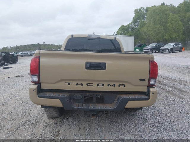 2018 Toyota TACOMA TRD OFF ROAD — фото 17