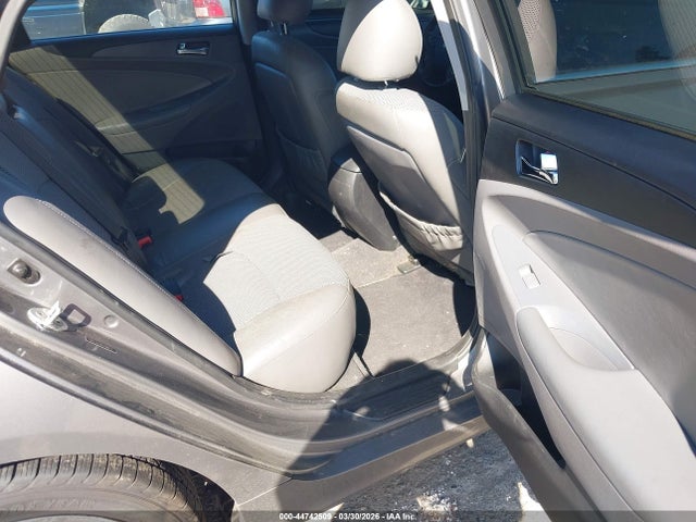 HYUNDAI SONATA SE - 8