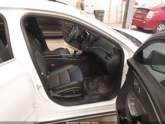 CHEVROLET IMPALA 1LT - 5