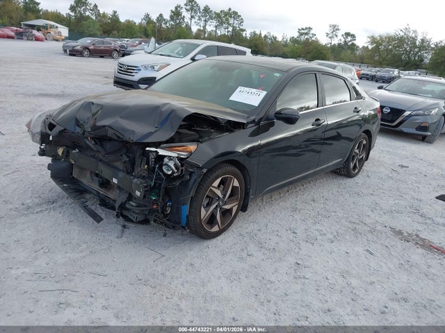 HYUNDAI ELANTRA SEL - 2