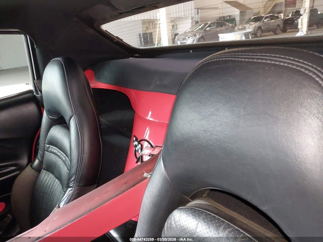 CHEVROLET CORVETTE - 8