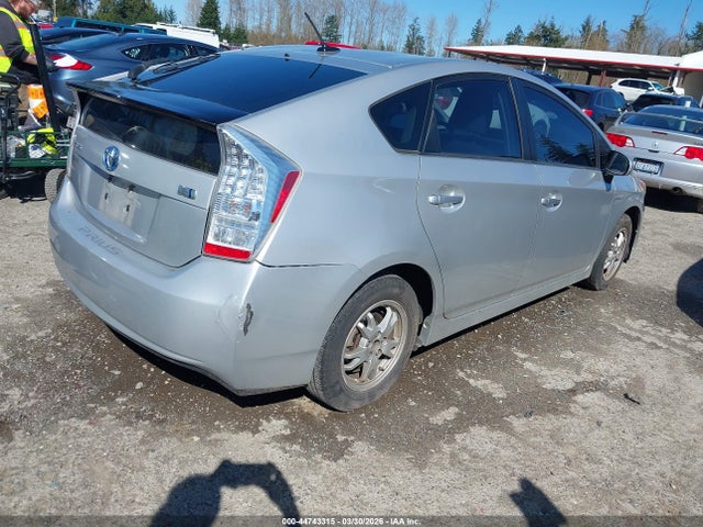 TOYOTA PRIUS - 4