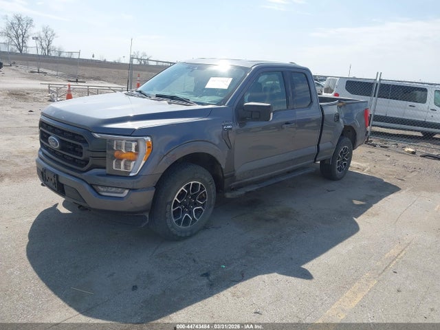 FORD F-150 XLT - 2