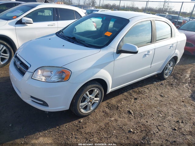 CHEVROLET AVEO 1LT - 2