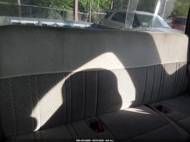 FORD F-150 STANDARD/XL/XLT - 8