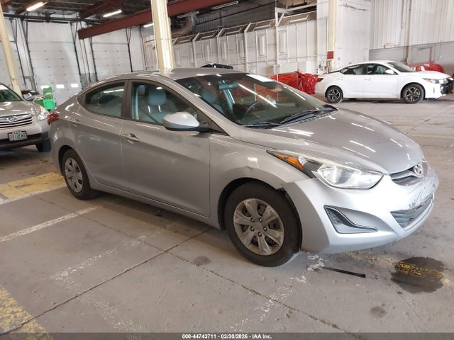 HYUNDAI ELANTRA SE - 1