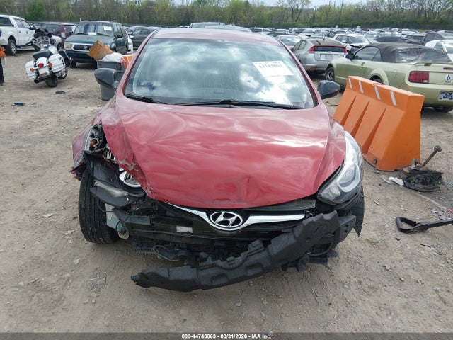 HYUNDAI ELANTRA SE - 6