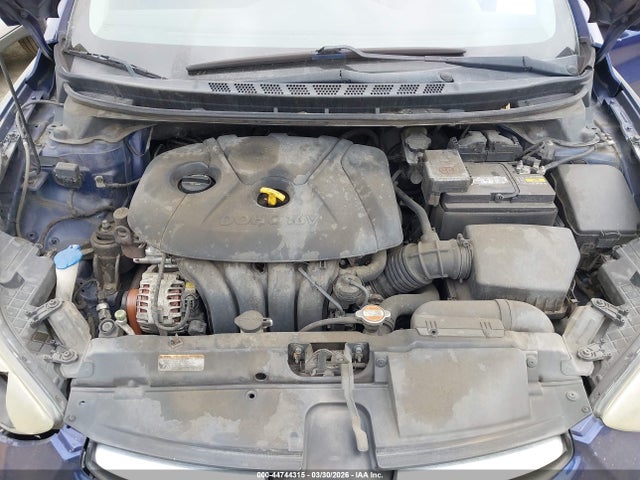 HYUNDAI ELANTRA GLS - 10