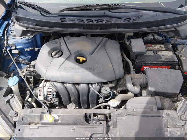 HYUNDAI ELANTRA SE - 10