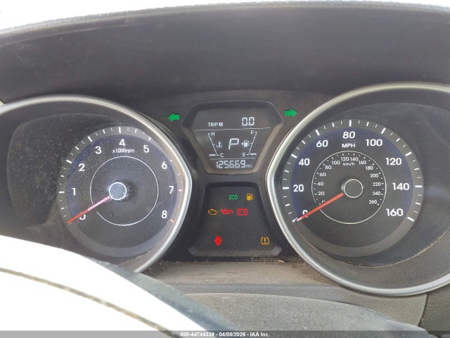 HYUNDAI ELANTRA SE - 7