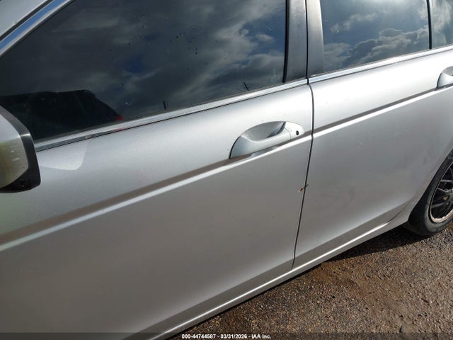 HONDA ACCORD 2.4 LX - 6