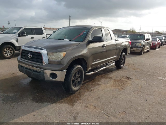 TOYOTA TUNDRA - 2