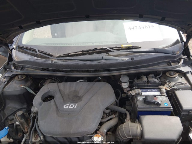 HYUNDAI ACCENT GLS - 10