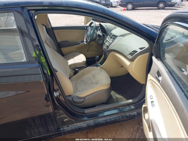 HYUNDAI ACCENT GLS - 5