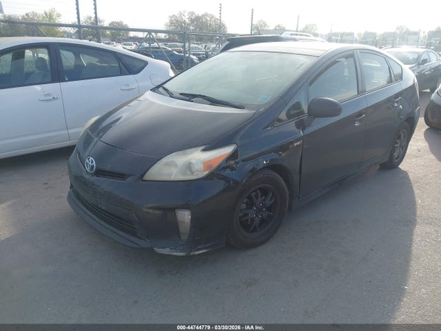TOYOTA PRIUS - 2